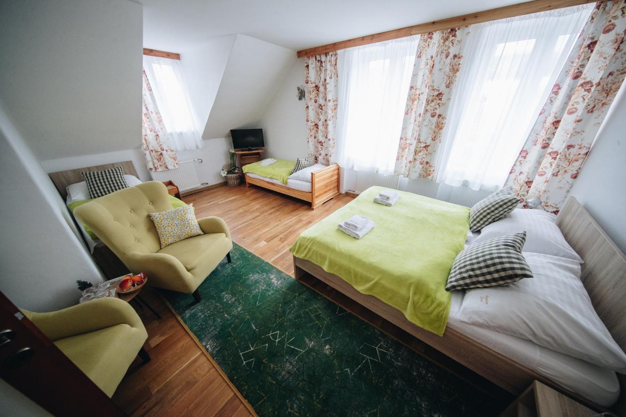 Wellness Penzion Zora Family Tatranská Lomnica Buitenkant foto
