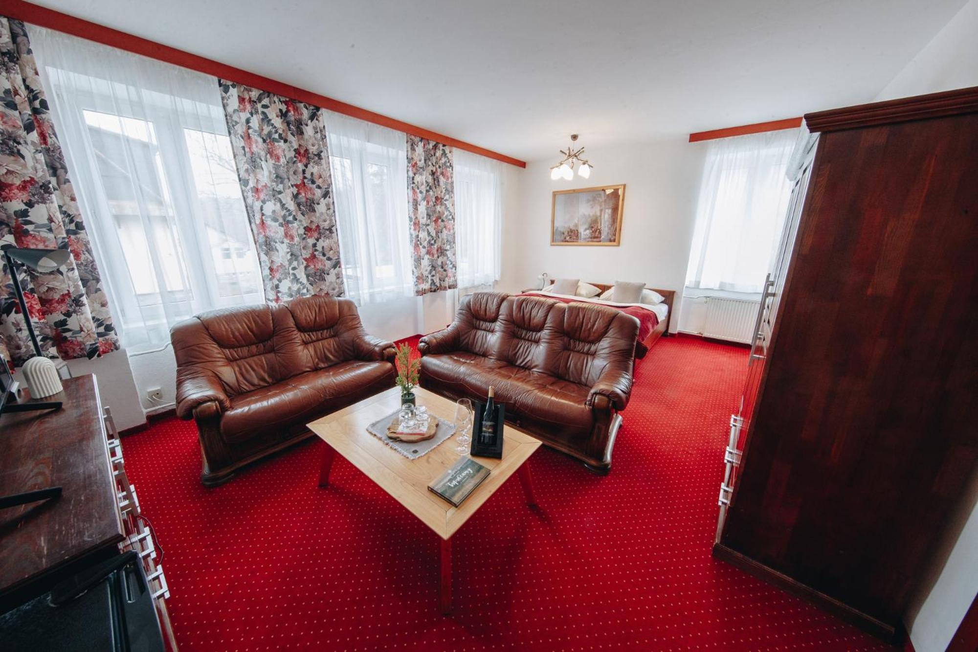 Wellness Penzion Zora Family Tatranská Lomnica Buitenkant foto